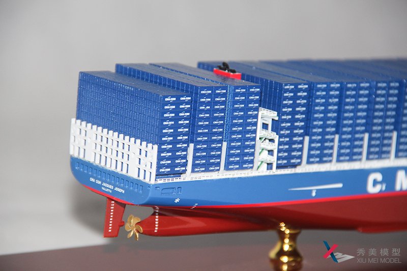 9400箱集裝箱船模型-CMA CGM LISA MARIE--秀美模型